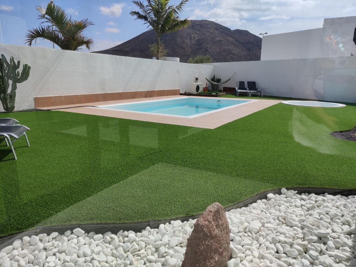 Villa Lanzarote Deluxe & Spa Pool Playa Blanca  Buitenkant foto